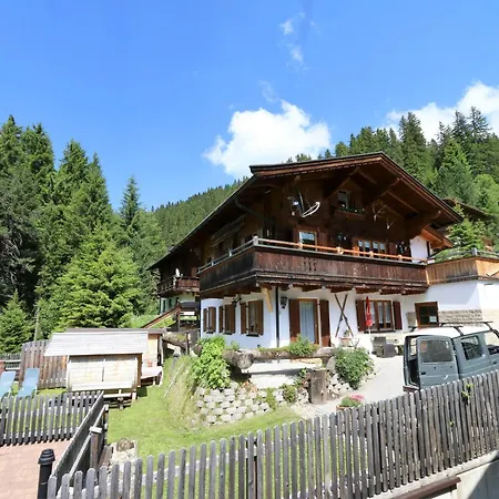 Chalet In Hochfuegen Near Ski Slopes Apartament Hochfugen