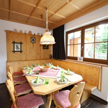 Chalet In Hochfuegen Near Ski Slopes *