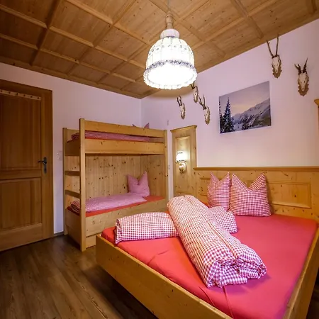 Apartament Chalet In Hochfuegen Near Ski Slopes